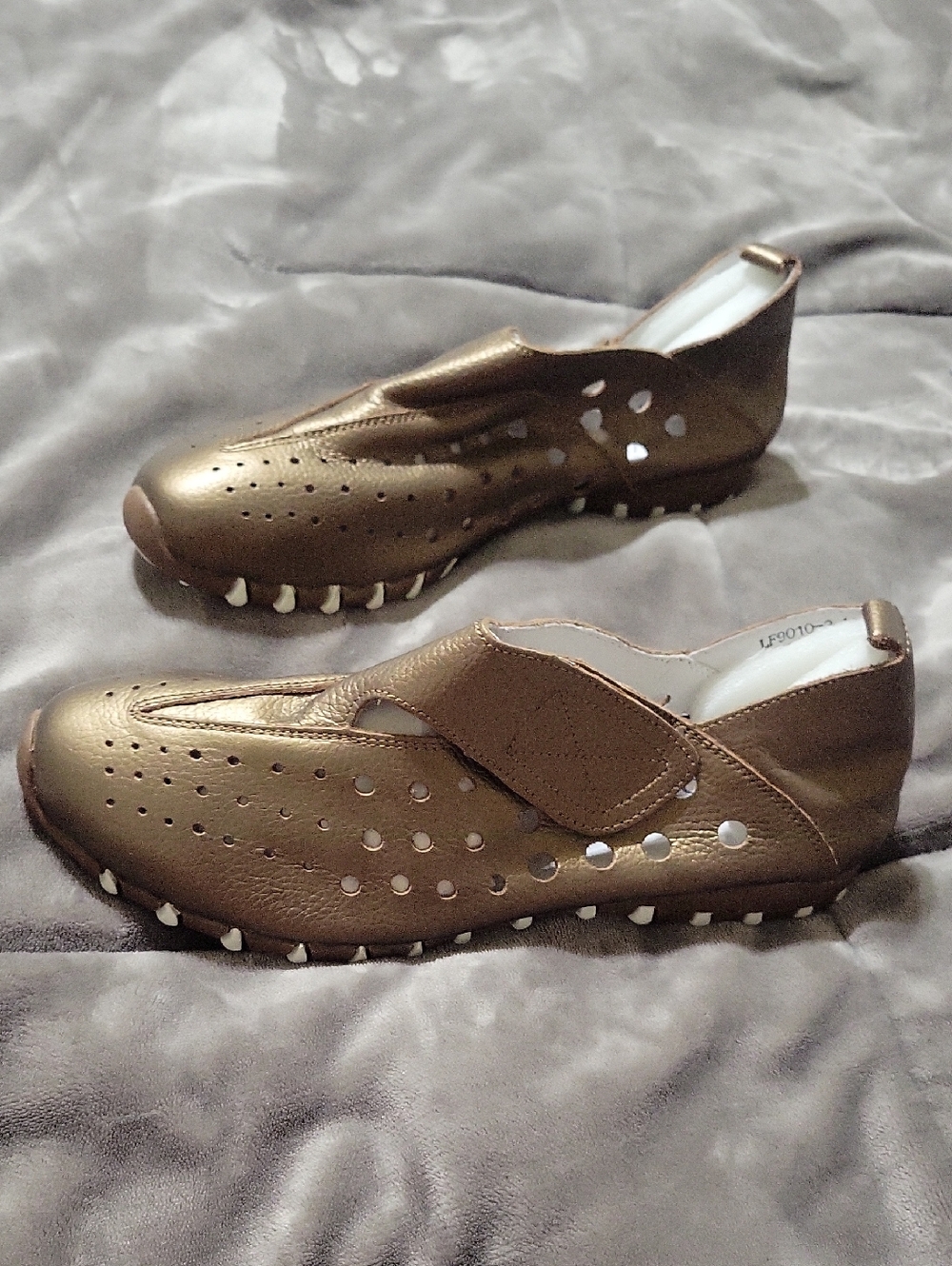 Women's Metallic Bronze Slip-On Comfort Mules